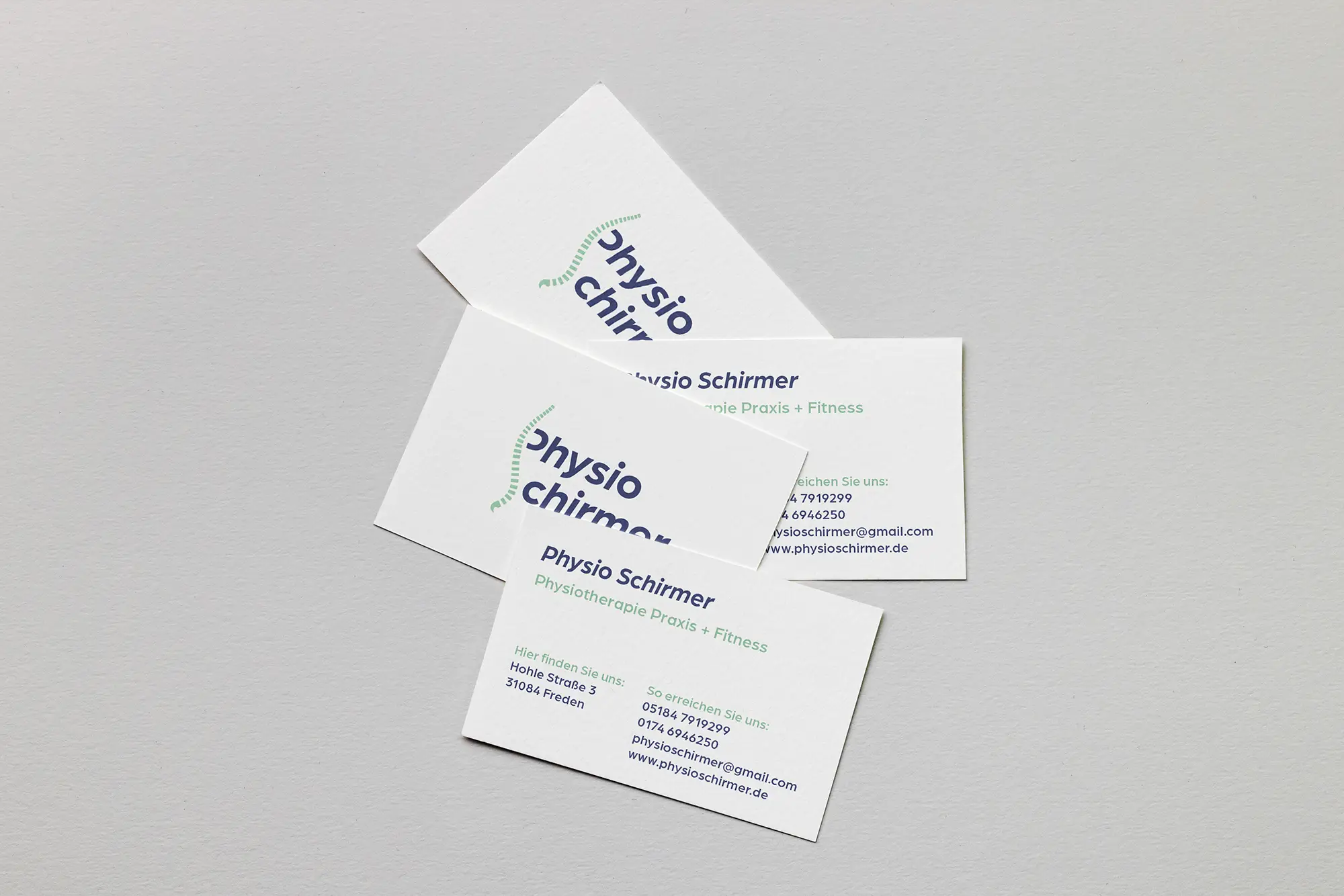Logo Design und Gestaltung von Visitenkarten für Physio Schirmer, einer Physio